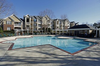 The Legends in Hickory, NC - Foto de edificio - Building Photo