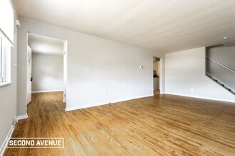 14080 Lexington Pl in Irwin, PA - Building Photo - Building Photo