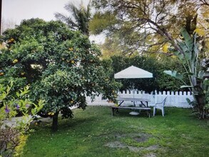 1914 Granville Ave, Unit rear in Los Angeles, CA - Building Photo - Building Photo