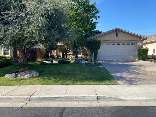 property at 11826 Grecian Laurel St