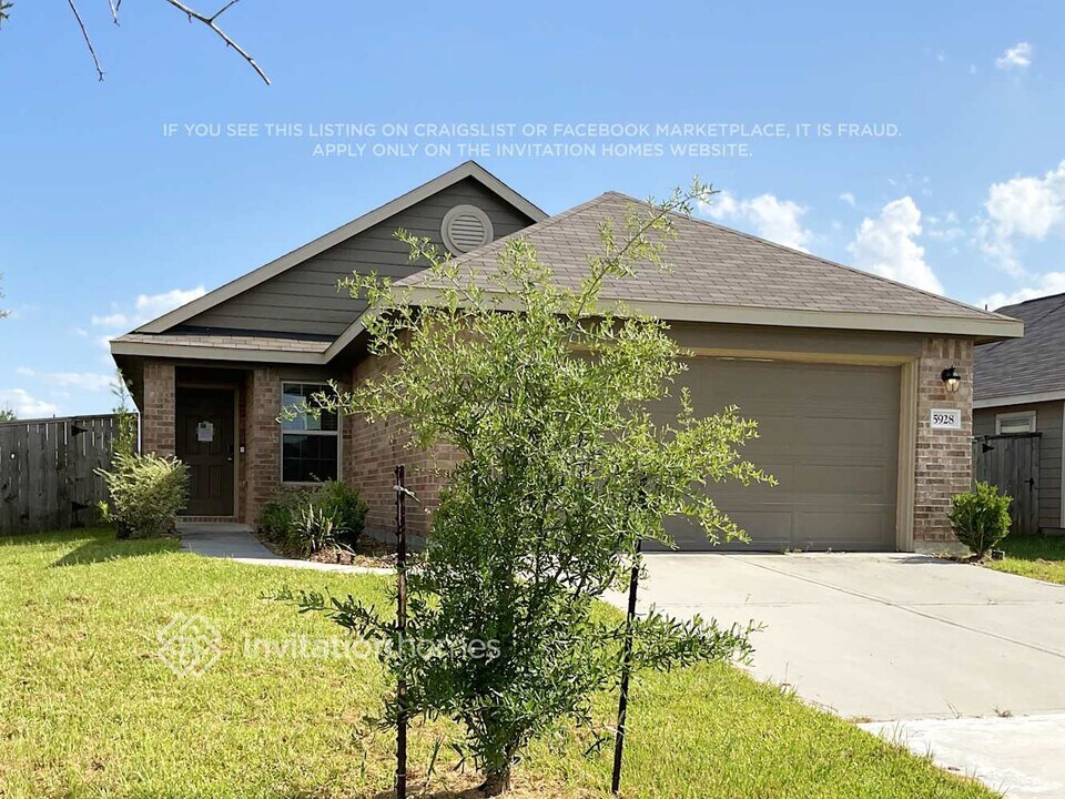 5928 Rimini Landing Ln in Porter, TX - Building Photo