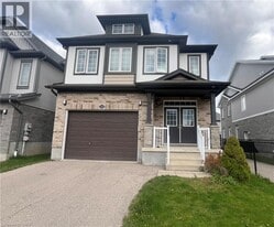 260 Buttonbush St in Waterloo, ON - Building Photo