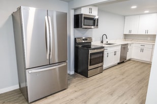 40704 State Rte 2 in Gold Bar, WA - Building Photo