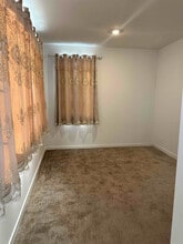 2769 Lake Mendoza St in Rialto, CA - Foto de edificio - Building Photo