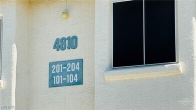 4810 Grey Wolf Ln in Las Vegas, NV - Building Photo - Building Photo