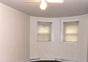 13 Garrison Rd, Unit 38 in Brookline, MA - Building Photo - Building Photo