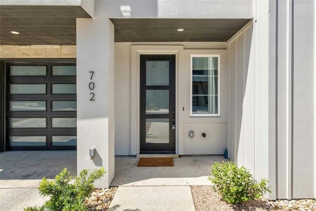 property at 12001 Vista Parke Dr