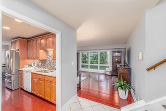 21W021 Marlborough Ln in Lombard, IL - Building Photo - Building Photo