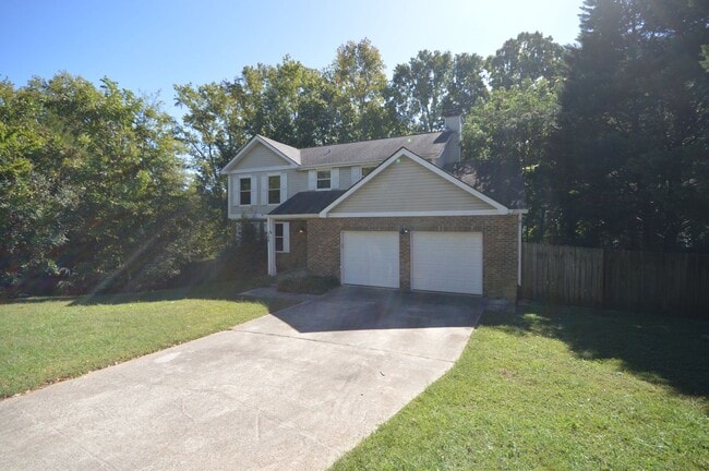 property at 104 Smokehouse Ln