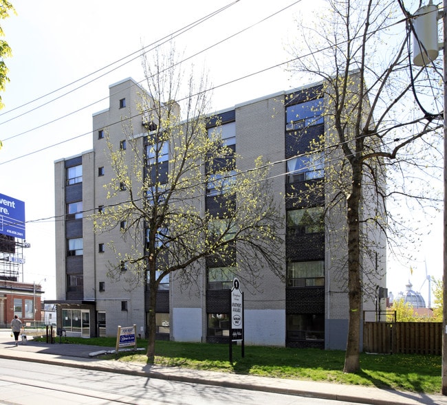 1 Springhurst Ave in Toronto, ON - Building Photo - Building Photo