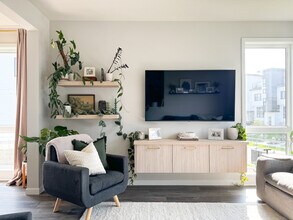 5017 161st St W in Lakeville, MN - Building Photo - Building Photo