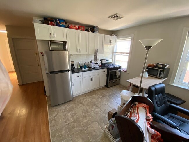 3601 Spring Garden St, Unit BSMT