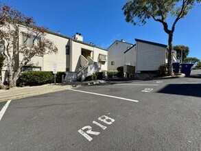 59 Appian Way in South San Francisco, CA - Building Photo - Building Photo