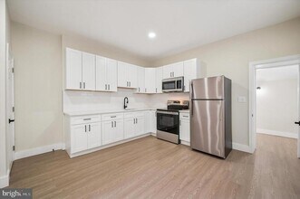 5023 Keyser St in Philadelphia, PA - Building Photo - Building Photo