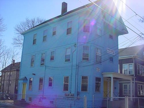 151 Pembroke Ave in Providence, RI - Foto de edificio