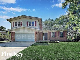 22600 Amy Dr in Richton Park, IL - Building Photo