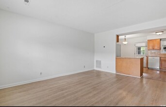 713 67th Ave N in Myrtle Beach, SC - Building Photo - Building Photo