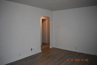 5321 Pratt St in Omaha, NE - Building Photo - Building Photo