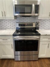 3777 Peachtree Rd NE, Unit 832 in Atlanta, GA - Building Photo - Building Photo