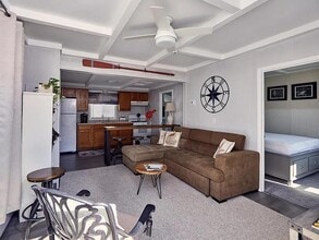 161 Charlotte Dr in East Greenwich, RI - Building Photo - Building Photo