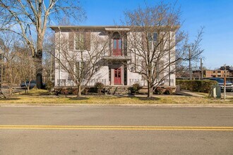 302 N Church St in Murfreesboro, TN - Building Photo - Building Photo
