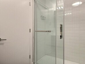 2108 Boul. Saint-Laurent in Montréal, QC - Building Photo - Building Photo