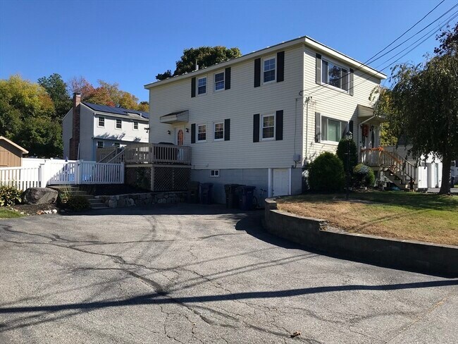 53 Malwood Ave in Dracut, MA - Building Photo - Building Photo
