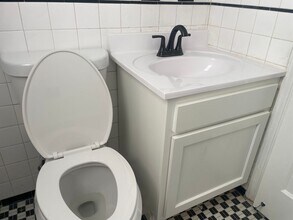 2514 N St SE in Washington, DC - Building Photo - Building Photo