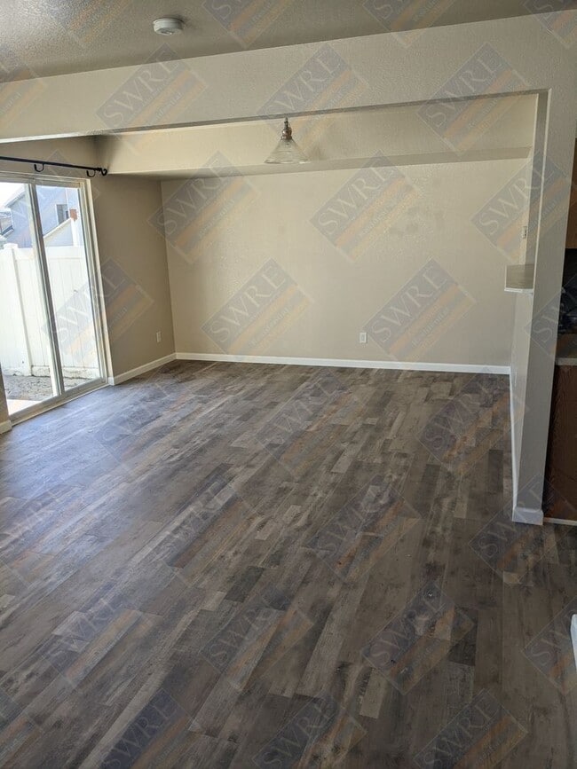 605 Rampart Dr in Rock Springs, WY - Foto de edificio - Building Photo