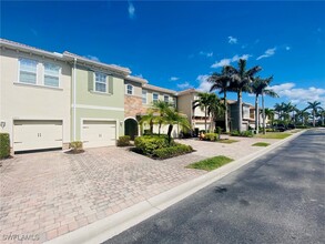 10834 Alvara Way in Bonita Springs, FL - Building Photo - Building Photo