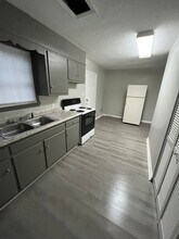 902 Preston St in Livingston, TN - Building Photo - Building Photo