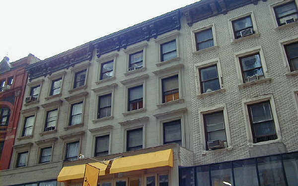 40 W 56th St in New York, NY - Building Photo - Building Photo