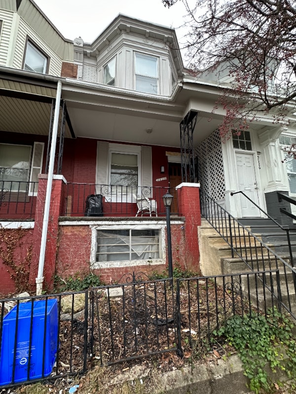 property at 5624 Carpenter St