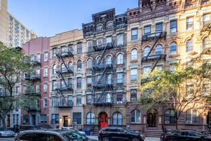 222 E 27th St in New York, NY - Building Photo