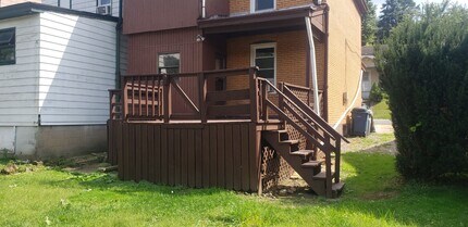 20 Beyrleye Ave in Pittsburgh, PA - Building Photo - Building Photo