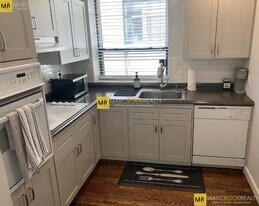 650 Beacon St, Unit 203 in Boston, MA - Building Photo