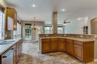 1441 Golf Club Dr in Lantana, TX - Building Photo - Building Photo