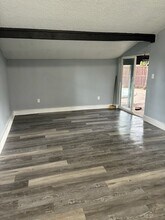 228 Elmwood Dr in Garland, TX - Foto de edificio - Building Photo