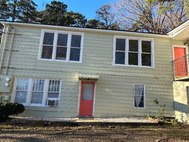 property at 516 Hawthorne St
