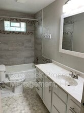 1205-11 1/2 11 1/2 St N in Fargo, ND - Building Photo - Building Photo