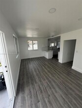 1637 NW 31st Ave in Miami, FL - Building Photo - Building Photo
