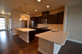 7680 Almond Wood Lp in Colorado Springs, CO - Building Photo - Building Photo