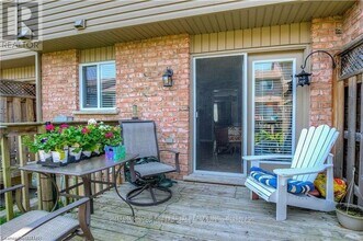 1320-1320 Savannah Dr in London, ON - Building Photo - Building Photo