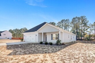 5818 James Allen Ln in Stedman, NC - Building Photo - Building Photo