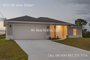 1513 NE 40th St in Cape Coral, FL - Building Photo