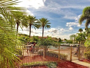 1235 SW 46th Ave in Pompano Beach, FL - Building Photo - Building Photo