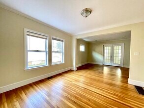 32 Unity Ave in Belmont, MA - Building Photo - Building Photo