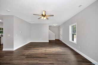 1711 Golf Club Ln NW in Huntsville, AL - Building Photo - Building Photo