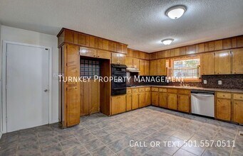 2511 Montreal Dr in Little Rock, AR - Building Photo - Building Photo
