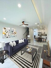 8123 St Louis St in Houston, TX - Foto de edificio - Building Photo